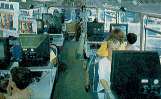 RCH280R Bus Inside Top.png